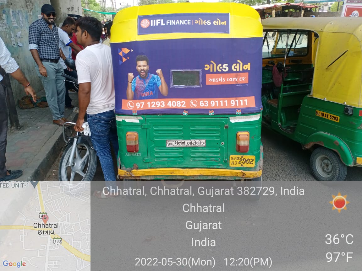 Auto rickshaw branding